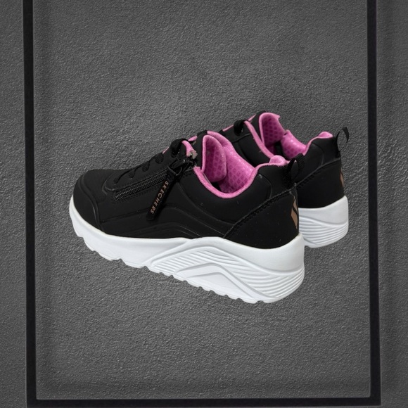 Girls’ Skechers Sneakers - Size 1.5 - Picture 5 of 8